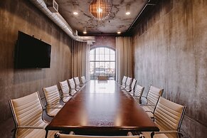 NYLO Dallas Plano Hotel, Tapestry Collection by Hilton