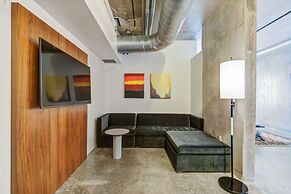 NYLO Dallas Plano Hotel, Tapestry Collection by Hilton