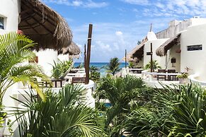 Playa Palms Beach Hotel