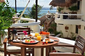 Playa Palms Beach Hotel