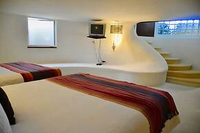 Playa Palms Beach Hotel