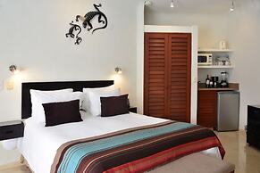 Playa Palms Beach Hotel