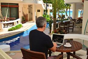 Playa Palms Beach Hotel