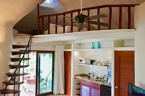 Playa Palms Beach Hotel