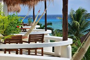 Playa Palms Beach Hotel