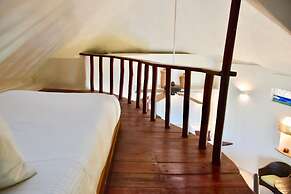 Playa Palms Beach Hotel