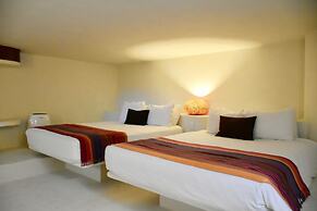 Playa Palms Beach Hotel