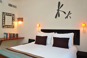 Playa Palms Beach Hotel