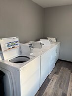 Plymouth Suites Hotel