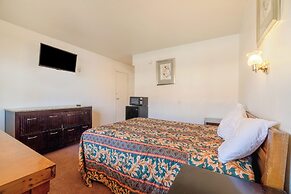 Castle Inn & Suites By OYO Chickasha