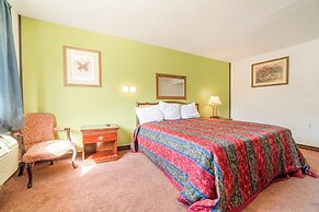 Castle Inn & Suites By OYO Chickasha