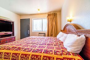 Castle Inn & Suites By OYO Chickasha