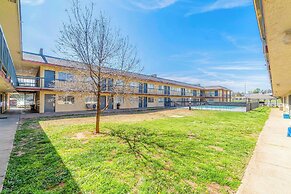Castle Inn & Suites By OYO Chickasha
