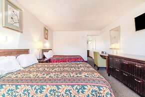 Castle Inn & Suites By OYO Chickasha