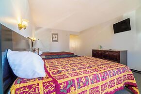 Castle Inn & Suites By OYO Chickasha