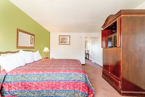 Castle Inn & Suites By OYO Chickasha