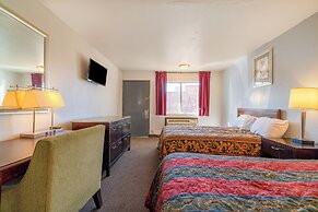 Castle Inn & Suites By OYO Chickasha