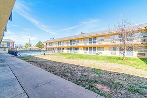 Castle Inn & Suites By OYO Chickasha