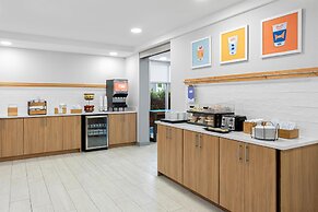 Hampton Inn by Hilton Gainesville-Haymarket