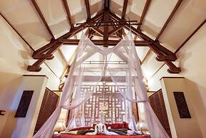 AMATAO Tropical Residence