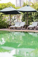 AMATAO Tropical Residence