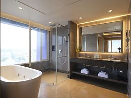 Vivanta Vijayawada, MG Road