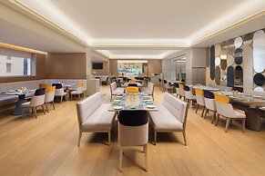 Vivanta Vijayawada, MG Road