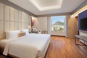 Vivanta Vijayawada, MG Road