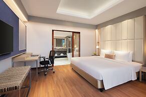 Vivanta Vijayawada, MG Road