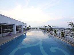 Vivanta Vijayawada, MG Road