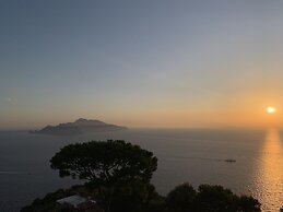 Punta Campanella Resort & SPA