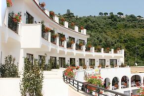 Punta Campanella Resort & SPA