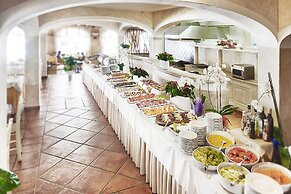 COLONNA RESORT, a Colonna Luxury Beach Hotel, Porto Cervo