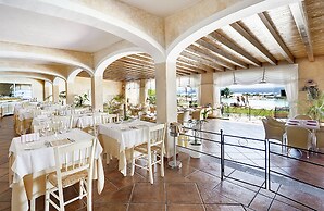 COLONNA RESORT, a Colonna Luxury Beach Hotel, Porto Cervo