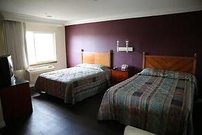 Chateau Inn and Suites