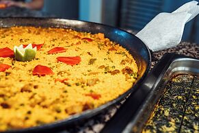 Senator Águilas Hotel