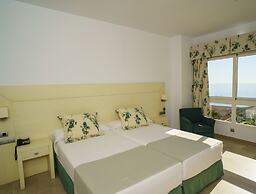 Senator Águilas Hotel