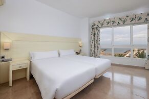 Senator Águilas Hotel