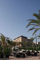 Senator Águilas Hotel