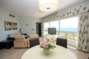 Senator Águilas Hotel