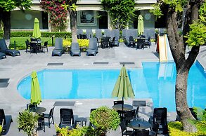 Plaza Camelinas Hotel