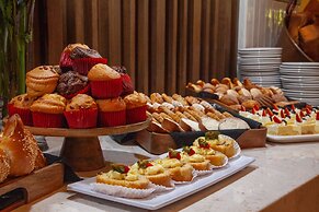 Plaza Camelinas Hotel