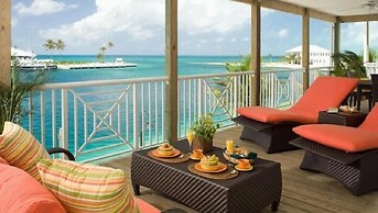 Cape Eleuthera Resort & Marina