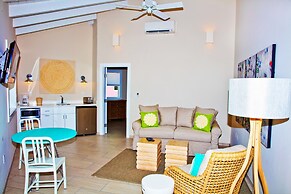 Cape Eleuthera Resort & Marina