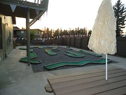 Glacier Basecamp Lodge