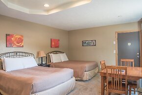 Glacier Basecamp Lodge