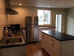 Glacier Basecamp Lodge