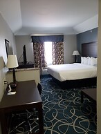 Days Inn & Suites by Wyndham Cleburne TX