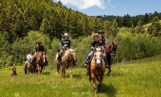 The Lodge at Bronze Buffalo Ranch