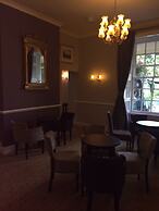 The Royal Victoria Hotel